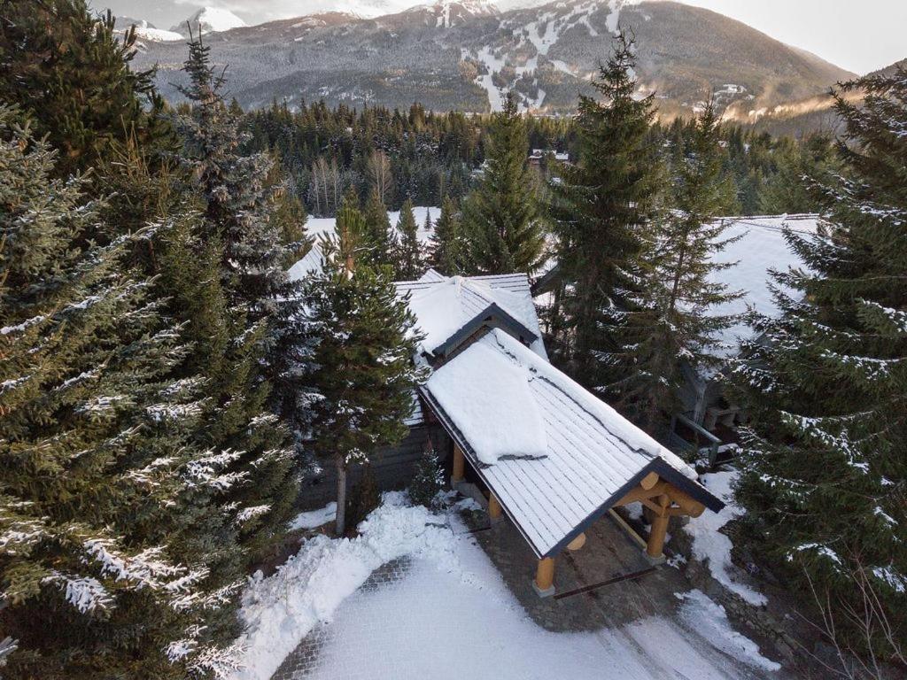 Beautiful 5 Bedroom Log Home With Spectacular Views Whistler Exteriör bild