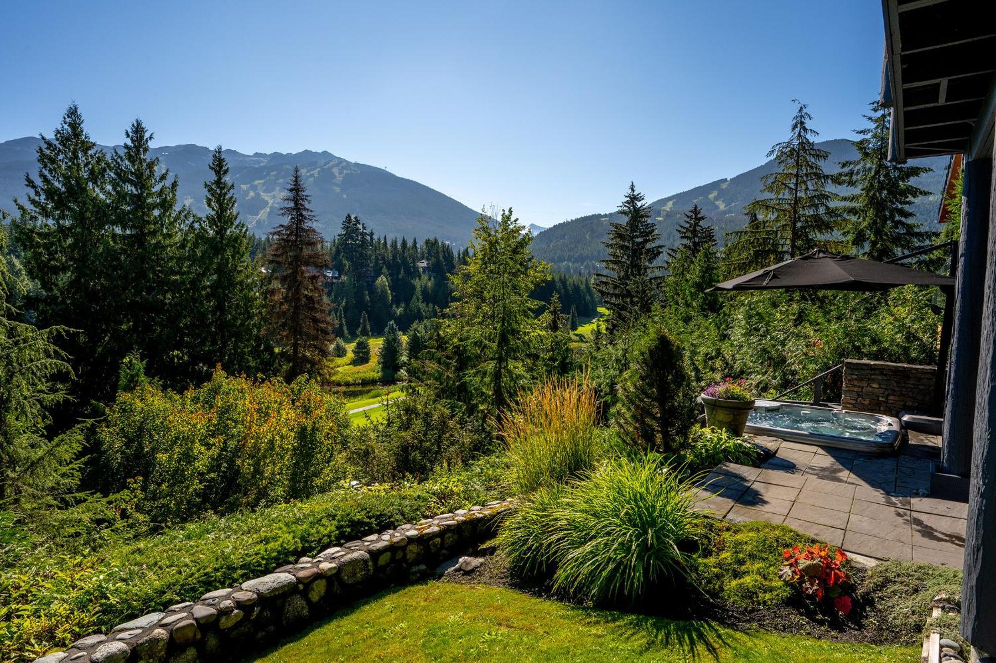 Beautiful 5 Bedroom Log Home With Spectacular Views Whistler Exteriör bild