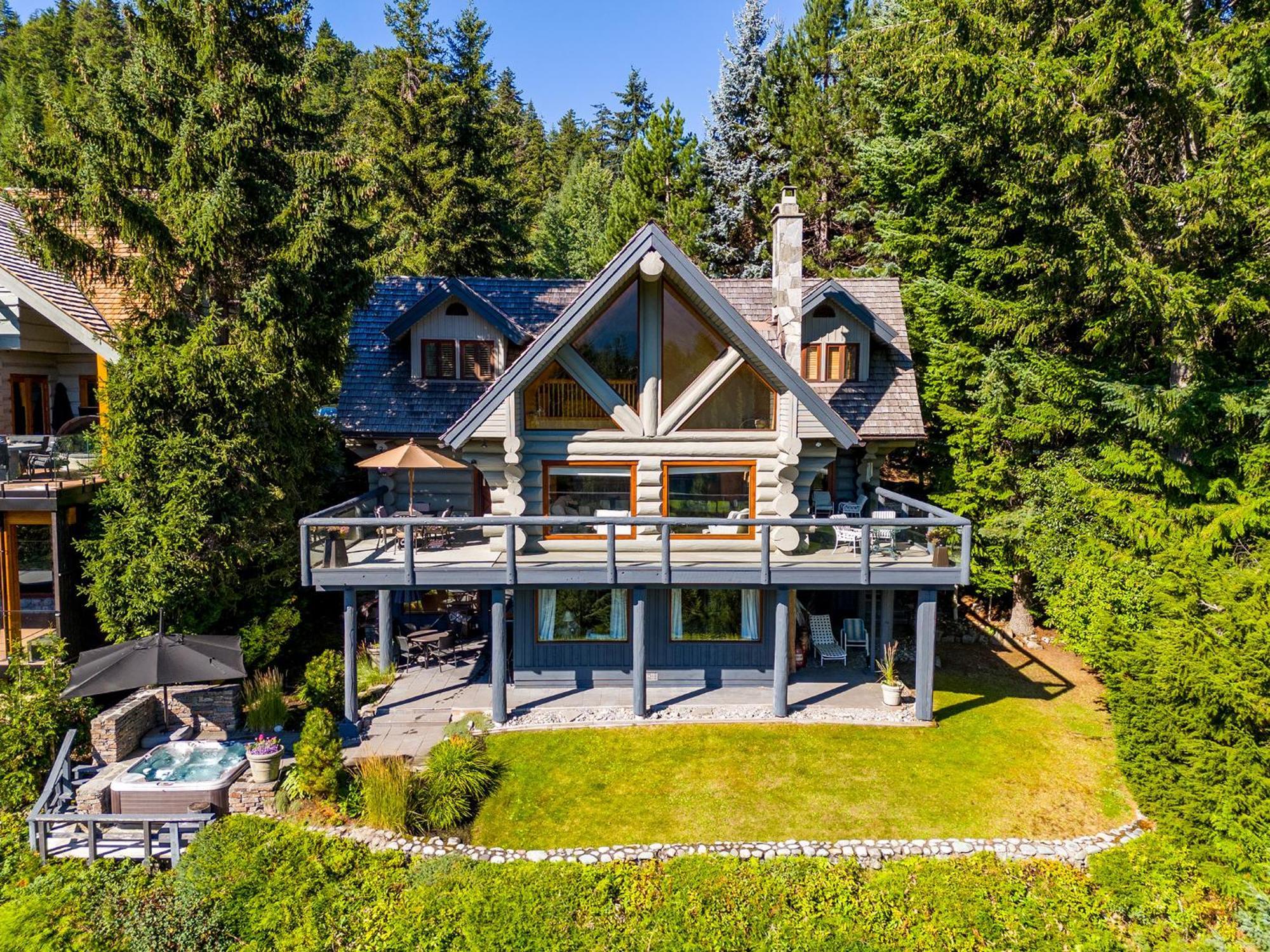 Beautiful 5 Bedroom Log Home With Spectacular Views Whistler Exteriör bild